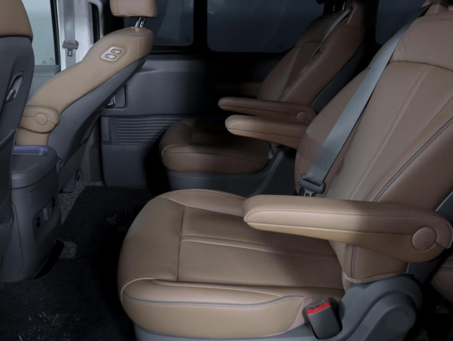 Hyundai Staria I Москва  - изображение 10