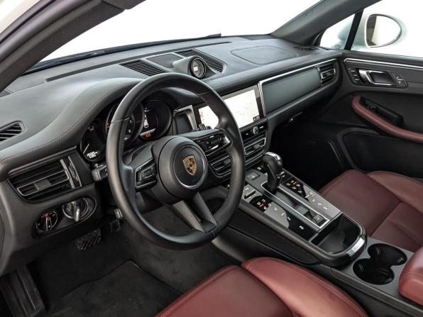 Porsche Macan I Рестайлинг 2 с пробегом 2022 года, цена 7 300 000 рублей, 26584 км, внедорожник, Автокод Объявления