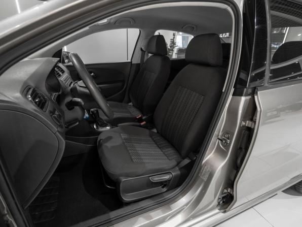 Volkswagen Polo V Рестайлинг с пробегом 2017 года, цена 1 145 000 рублей, 97111 км, седан, Автокод Объявления