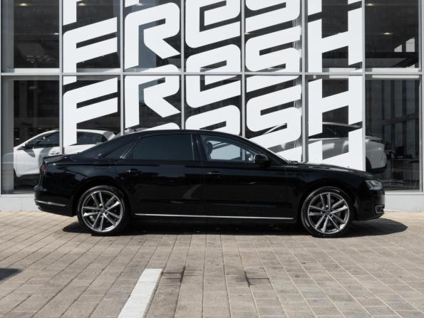 Audi A8 III (D4) Рестайлинг с пробегом 2015 года, цена 2 690 000 рублей, 327856 км, седан, Автокод Объявления