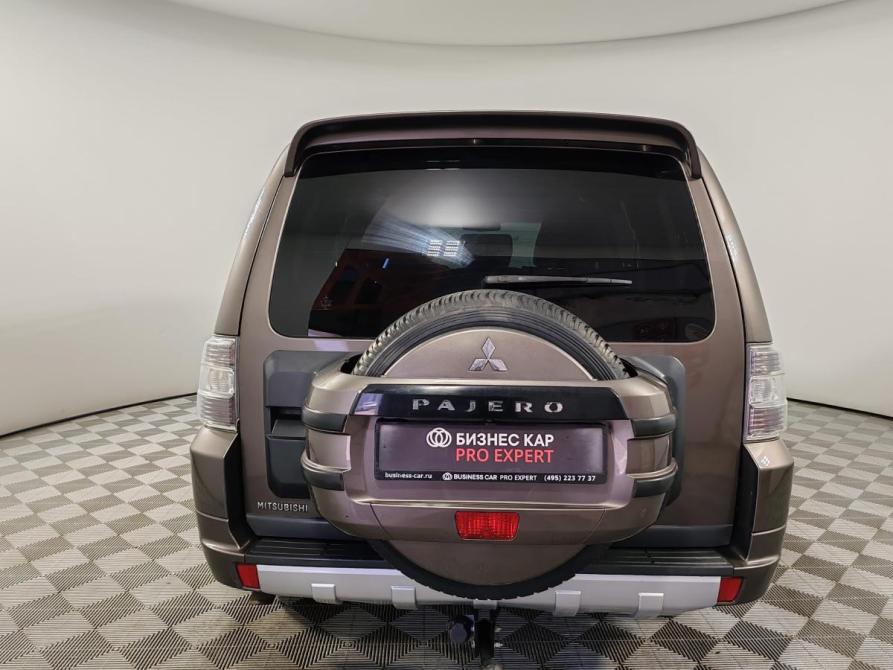 Mitsubishi Pajero IV Рестайлинг 1 Москва  - изображение 6