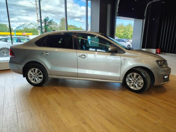 Volkswagen Polo V Рестайлинг с пробегом 2018 года, цена 1 280 000 рублей, 86197 км, седан, Автокод Объявления