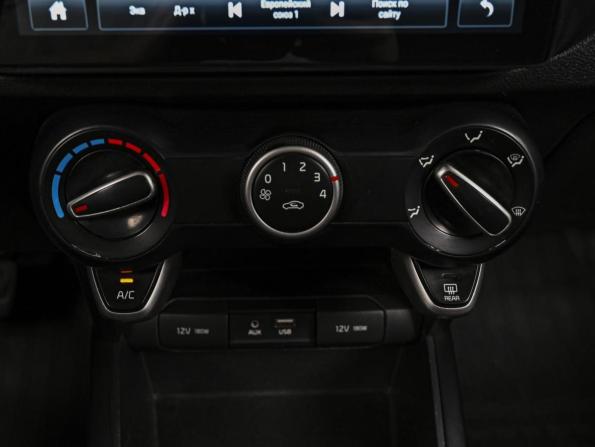 Kia Rio IV с пробегом 2018 года, цена 999 000 рублей, 185503 км, седан, Автокод Объявления
