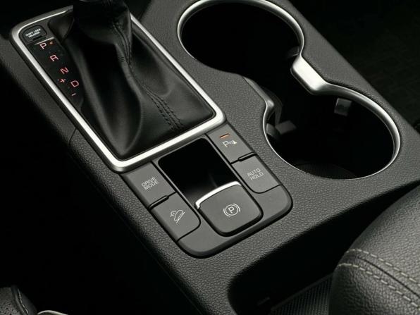 Kia Sportage IV Рестайлинг с пробегом 2019 года, цена 2 169 000 рублей, 52000 км, внедорожник, Автокод Объявления