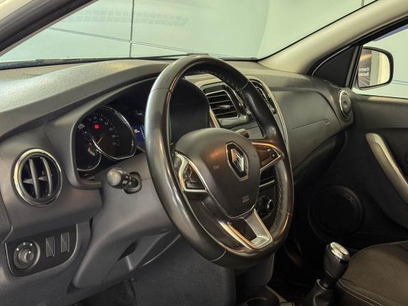 Renault Logan II Рестайлинг с пробегом 2020 года, цена 827 000 рублей, 191810 км, седан, Автокод Объявления