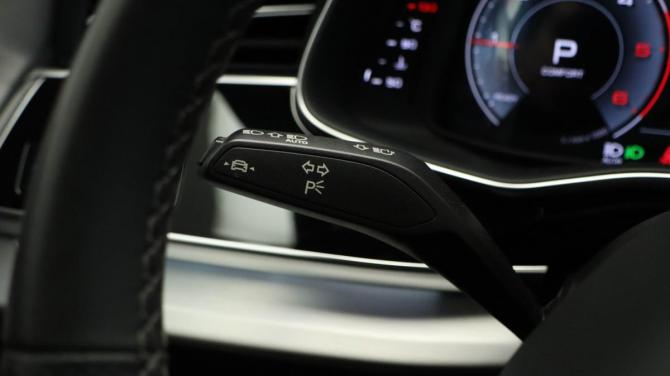Audi Q8 I (4M) с пробегом 2022 года, цена 7 300 000 рублей, 98933 км, внедорожник, Автокод Объявления