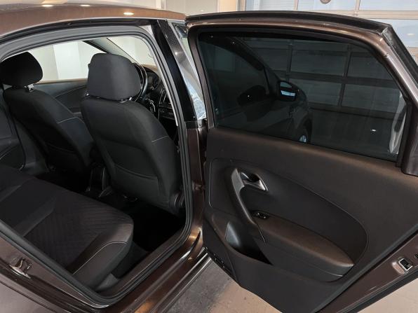 Volkswagen Polo V Рестайлинг с пробегом 2018 года, цена 1 130 000 рублей, 174935 км, седан, Автокод Объявления