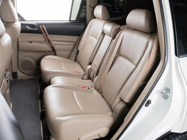 Toyota Highlander II (XU40) Рестайлинг с пробегом 2013 года, цена 2 199 000 рублей, 237455 км, внедорожник, Автокод Объявления