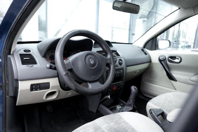 Renault Megane II Рестайлинг с пробегом 2007 года, цена 449 000 рублей, 186711 км, седан, Автокод Объявления