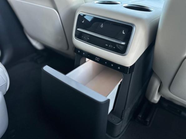 Li Auto (Lixiang) L9 I с пробегом 2023 года, цена 6 600 000 рублей, 64094 км, внедорожник, Автокод Объявления