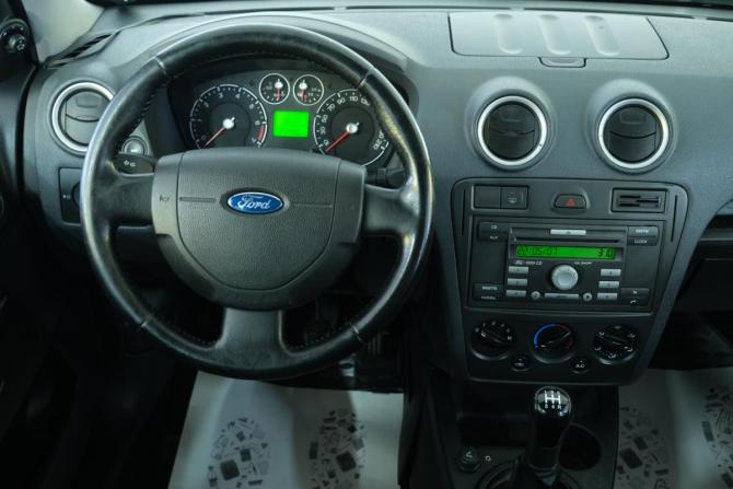 Ford Fusion I Рестайлинг с пробегом 2007 года, цена 449 000 рублей, 211000 км, хэтчбек, Автокод Объявления