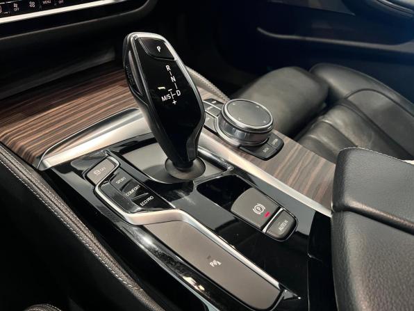 BMW 5 серии VII (G30/G31/G38) с пробегом 2018 года, цена 3 850 000 рублей, 96102 км, седан, Автокод Объявления