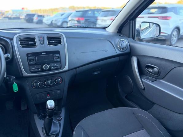 Renault Logan II Рестайлинг с пробегом 2021 года, цена 1 095 000 рублей, 134924 км, седан, Автокод Объявления