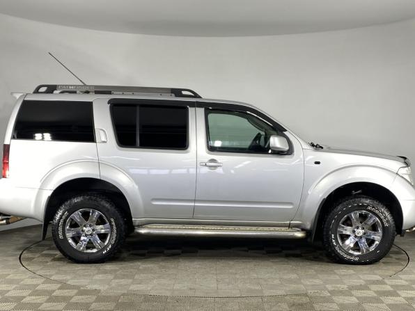 Nissan Pathfinder III с пробегом 2005 года, цена 980 000 рублей, 412385 км, внедорожник, Автокод Объявления