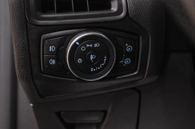 Ford Focus III с пробегом 2012 года, цена 649 000 рублей, 148000 км, хэтчбек, Автокод Объявления