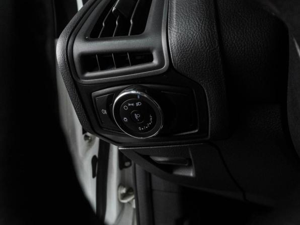 Ford Focus III с пробегом 2013 года, цена 699 000 рублей, 296321 км, универсал, Автокод Объявления