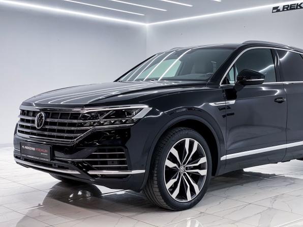 Volkswagen Touareg III с пробегом 2019 года, цена 5 550 000 рублей, 107633 км, внедорожник, Автокод Объявления