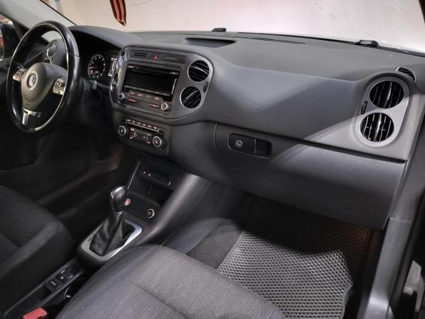 Volkswagen Tiguan I Рестайлинг с пробегом 2013 года, цена 1 250 000 рублей, 179000 км, внедорожник, Автокод Объявления