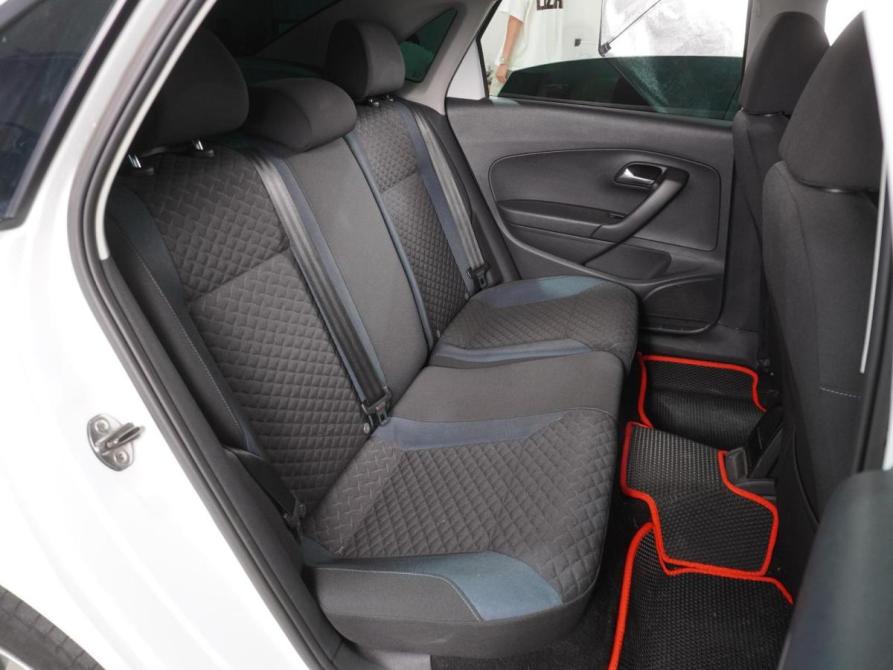 Volkswagen Polo V Рестайлинг Воронеж  - изображение 7
