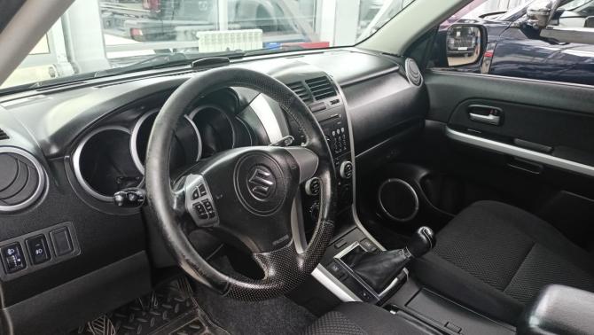 Suzuki Grand Vitara II Рестайлинг с пробегом 2011 года, цена 912 000 рублей, 212000 км, внедорожник, Автокод Объявления
