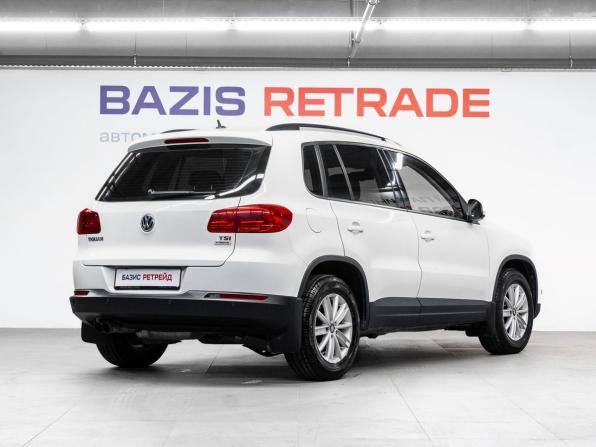 Volkswagen Tiguan I Рестайлинг с пробегом 2015 года, цена 1 400 000 рублей, 118050 км, внедорожник, Автокод Объявления