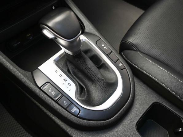 Kia K3 II Рестайлинг с пробегом 2022 года, цена 2 349 000 рублей, 75043 км, седан, Автокод Объявления