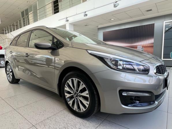 Kia Ceed II Рестайлинг с пробегом 2016 года, цена 1 399 000 рублей, 122507 км, универсал, Автокод Объявления