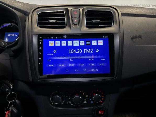 Renault Logan II с пробегом 2017 года, цена 589 000 рублей, 189000 км, седан, Автокод Объявления