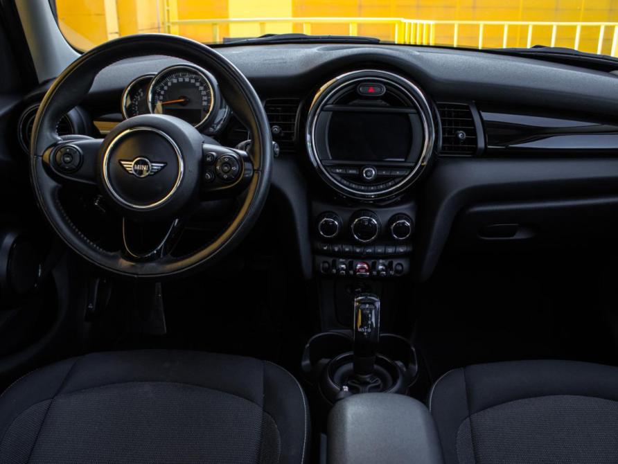 Mini Hatch III (F55/F56) Рестайлинг Москва  - изображение 11
