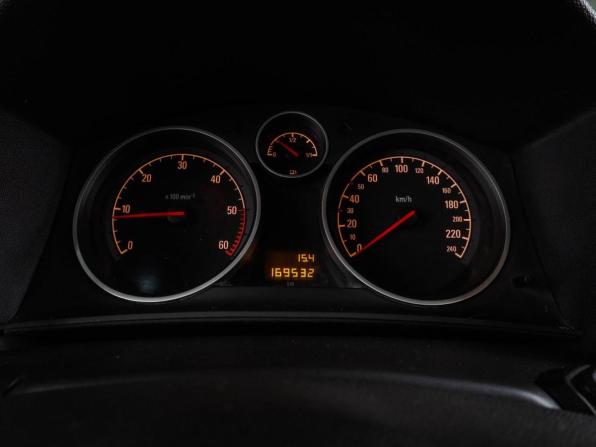 Opel Astra H Рестайлинг с пробегом 2012 года, цена 749 000 рублей, 169532 км, универсал, Автокод Объявления