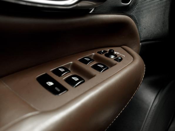 Volvo XC90 II с пробегом 2018 года, цена 3 500 000 рублей, 185272 км, внедорожник, Автокод Объявления