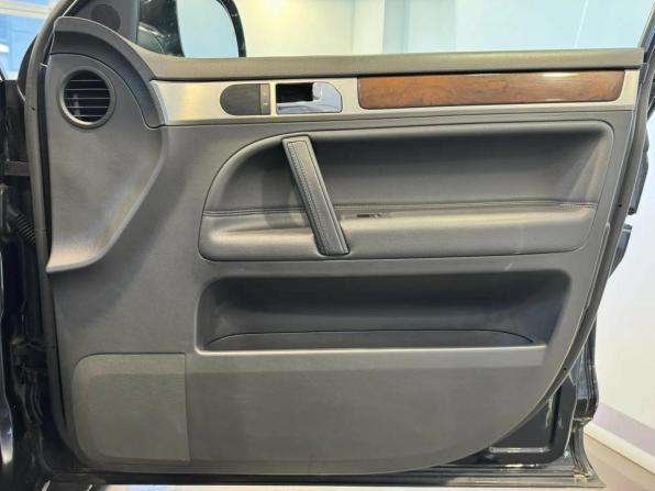 Volkswagen Touareg I Рестайлинг с пробегом 2007 года, цена 1 340 000 рублей, 169216 км, внедорожник, Автокод Объявления