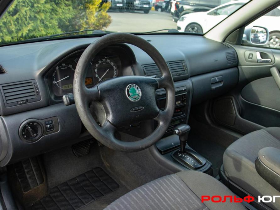 Skoda Octavia I (A4) Рестайлинг Москва  - изображение 13