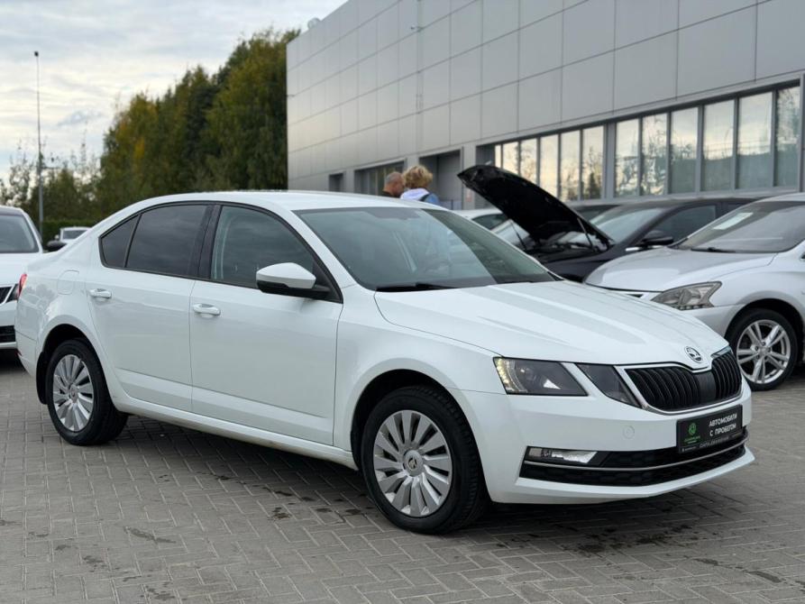 Skoda Octavia III (A7) Рестайлинг Сыктывкар  - изображение 2