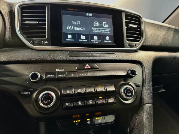 Kia Sportage IV Рестайлинг с пробегом 2019 года, цена 1 990 000 рублей, 142800 км, внедорожник, Автокод Объявления