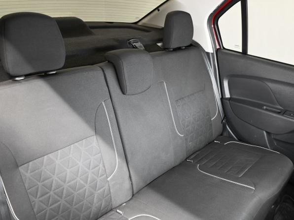 Renault Logan II Рестайлинг с пробегом 2018 года, цена 1 155 000 рублей, 111106 км, седан, Автокод Объявления