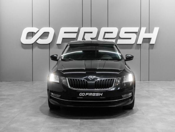 Skoda Octavia III (A7) Рестайлинг с пробегом 2020 года, цена 1 919 000 рублей, 182678 км, лифтбек, Автокод Объявления
