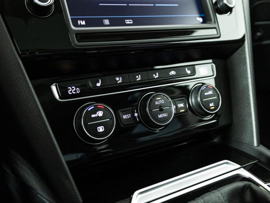 Volkswagen Passat B8 Санкт-Петербург  - изображение 19