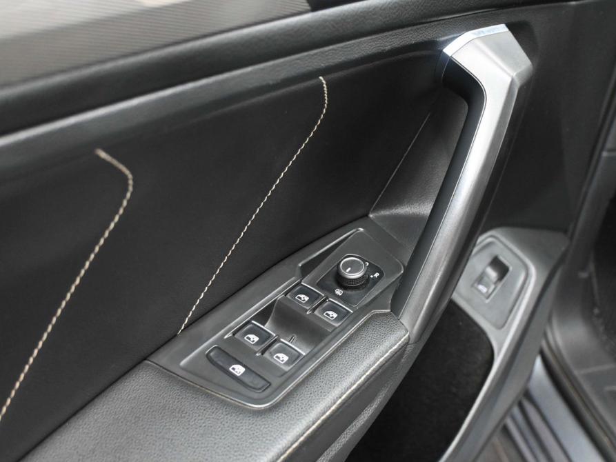 Volkswagen Tiguan II Рестайлинг Ростов-на-Дону  - изображение 20