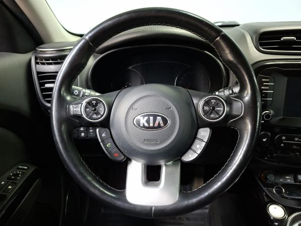 Kia Soul II Рестайлинг с пробегом 2018 года, цена 1 579 000 рублей, 113021 км, хэтчбек, Автокод Объявления
