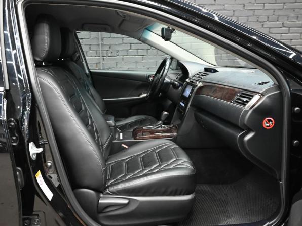 Toyota Camry VII (XV50) Рестайлинг с пробегом 2017 года, цена 2 550 000 рублей, 108321 км, седан, Автокод Объявления