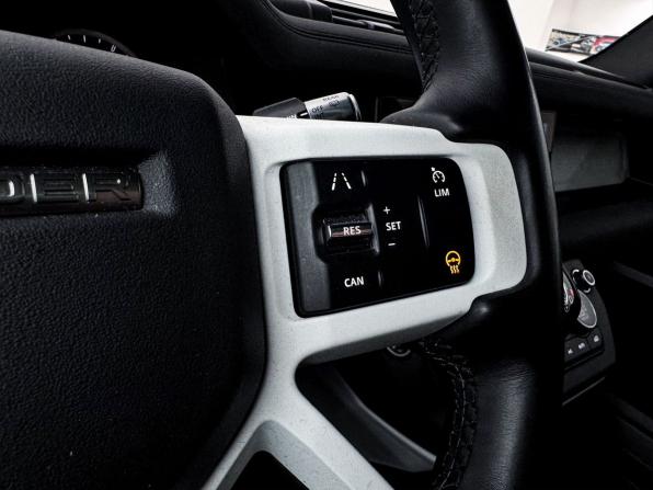 Land Rover Defender II с пробегом 2021 года, цена 4 350 000 рублей, 104596 км, внедорожник, Автокод Объявления