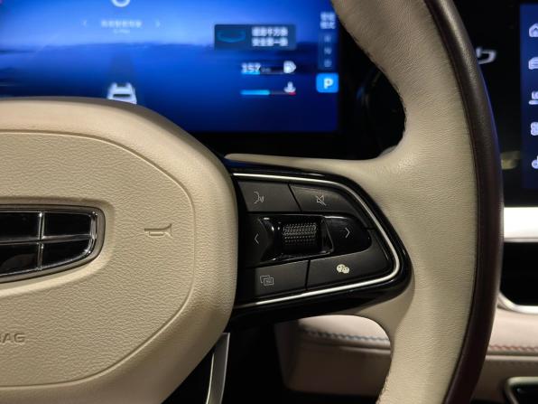 Geely Monjaro I с пробегом 2021 года, цена 3 000 000 рублей, 53956 км, внедорожник, Автокод Объявления
