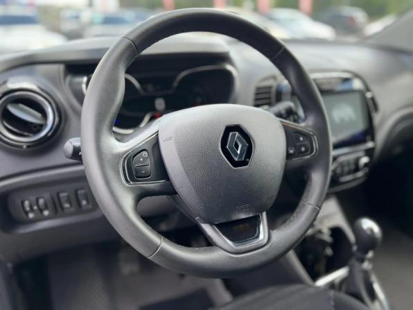 Renault Kaptur I с пробегом 2017 года, цена 1 600 000 рублей, 117179 км, внедорожник, Автокод Объявления