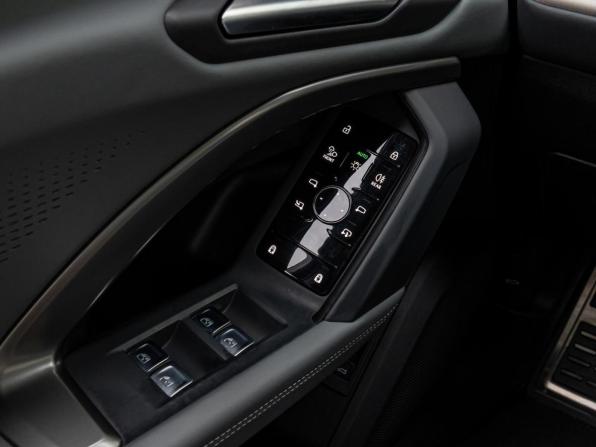Audi Q5 III с пробегом 2025 года, цена 6 155 000 рублей, 130 км, внедорожник, Автокод Объявления