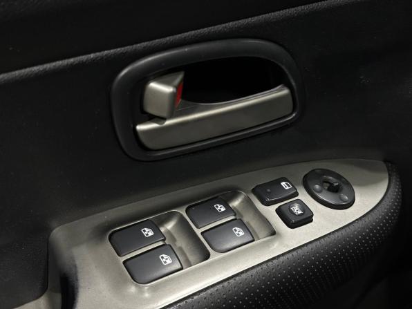 Kia Carens II (UN) с пробегом 2009 года, цена 680 000 рублей, 209666 км, минивэн, Автокод Объявления