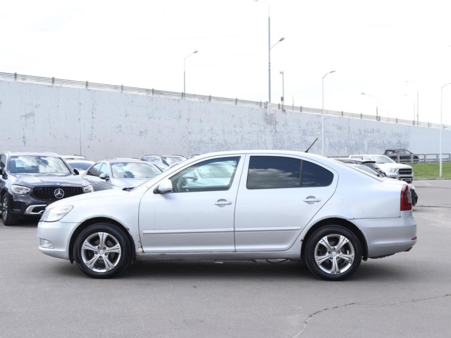 Skoda Octavia II (A5) Рестайлинг Москва  - изображение 9