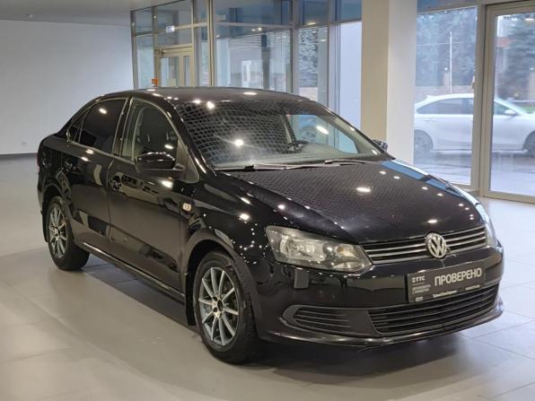 Volkswagen Polo V с пробегом 2013 года, цена 680 000 рублей, 303855 км, седан, Автокод Объявления