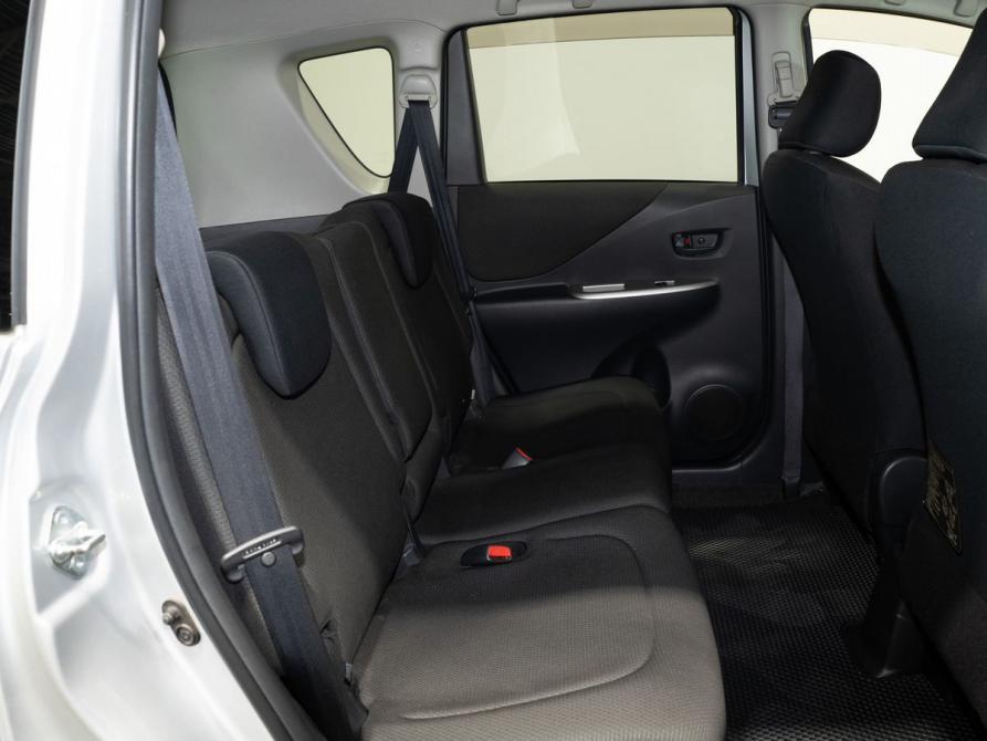 Toyota Ractis II Чита  - изображение 5