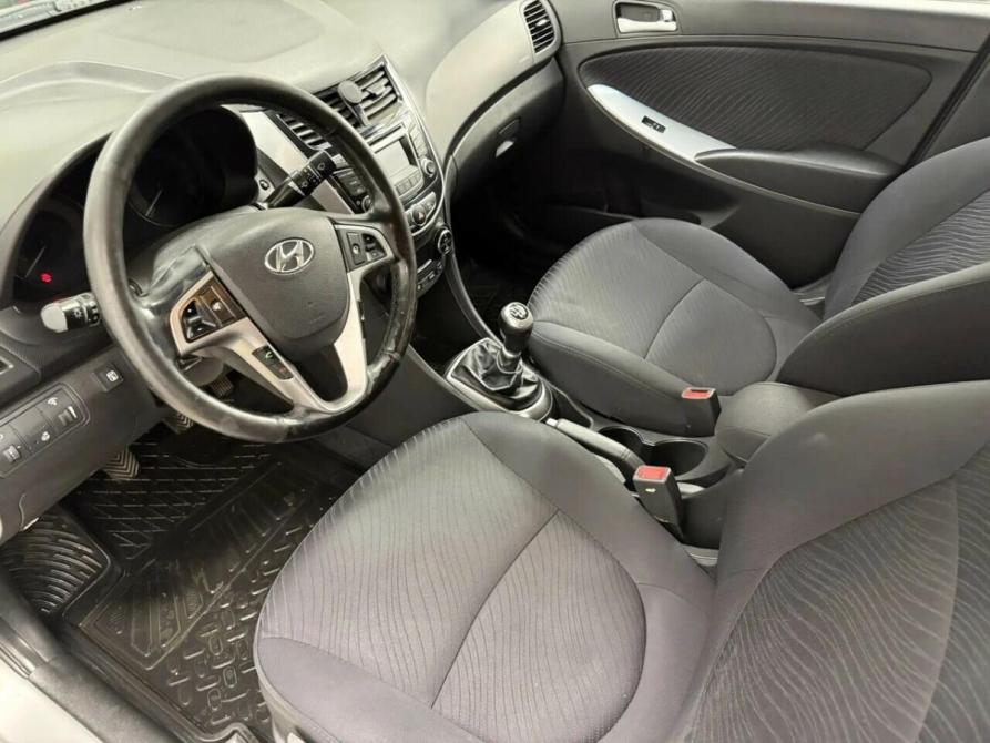 Hyundai Solaris I Рестайлинг Набережные Челны  - изображение 8
